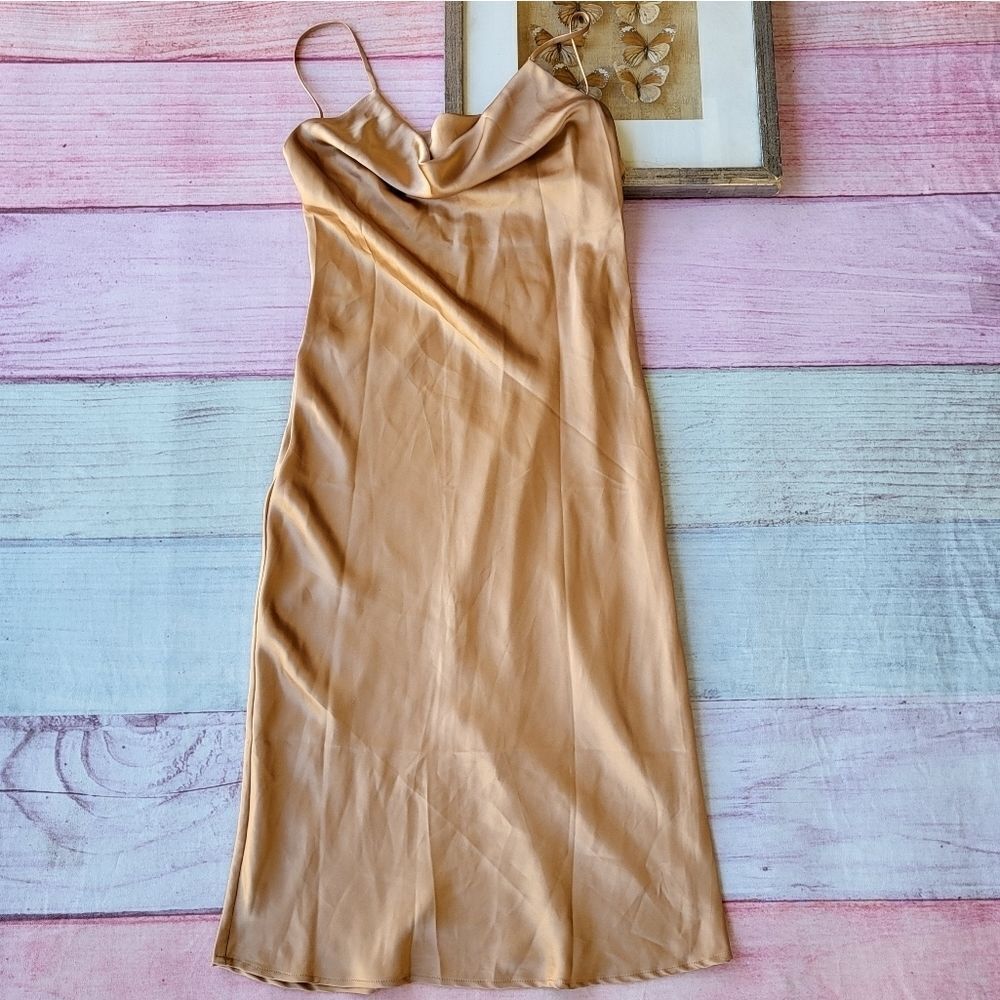 Petal & Pup Persia Gold Satin Draped Sleeveless Cocktail Midi Slip Dress 8US - Picture 7 of 12